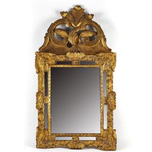French Regence Period Giltwood Mirror, C. 1715-1723