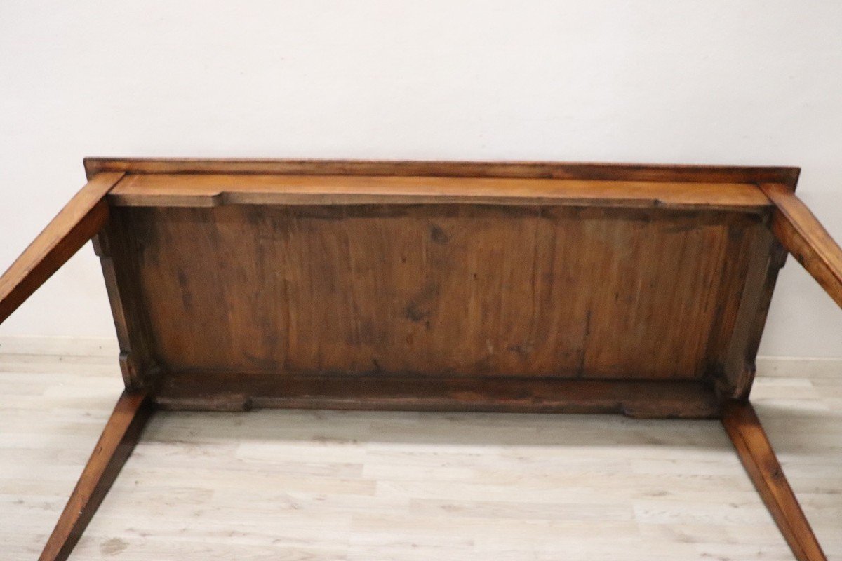 Tavolo da pranzo antico in legno di noce intarsiato-photo-2