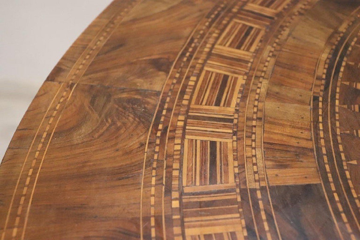 Tavolo antico in legno di noce intarsiato, metà XIX secolo-photo-4