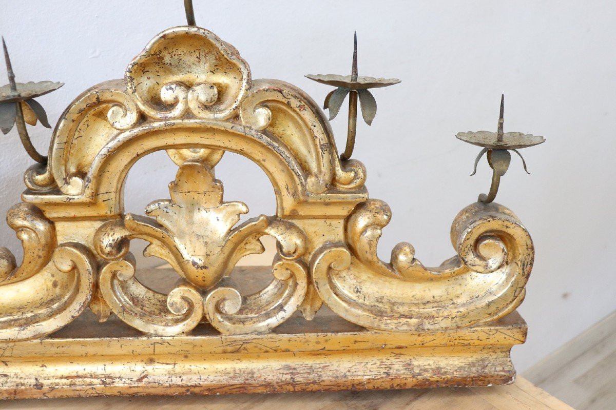 Candelieri antichi in legno intagliato e dorato, fine XVIII secolo, set di 2-photo-4