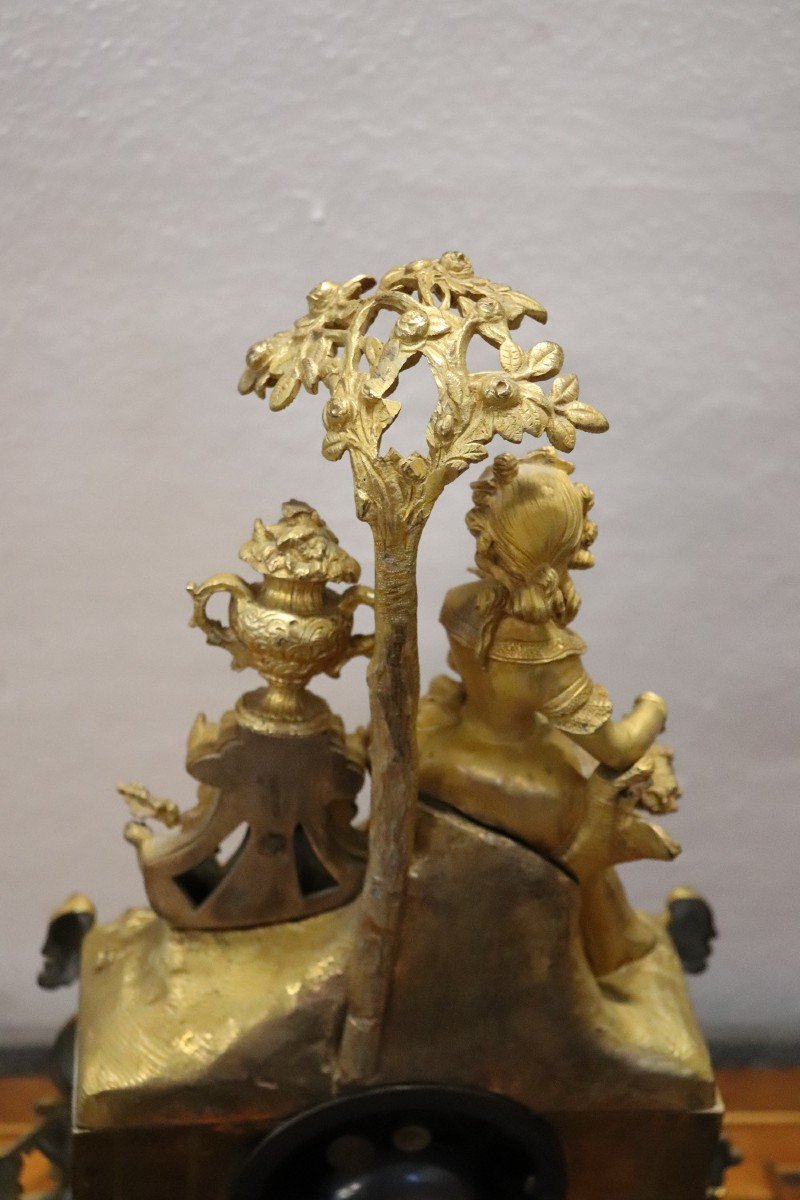 Orologio da tavolo antico in bronzo dorato, XIX secolo-photo-5