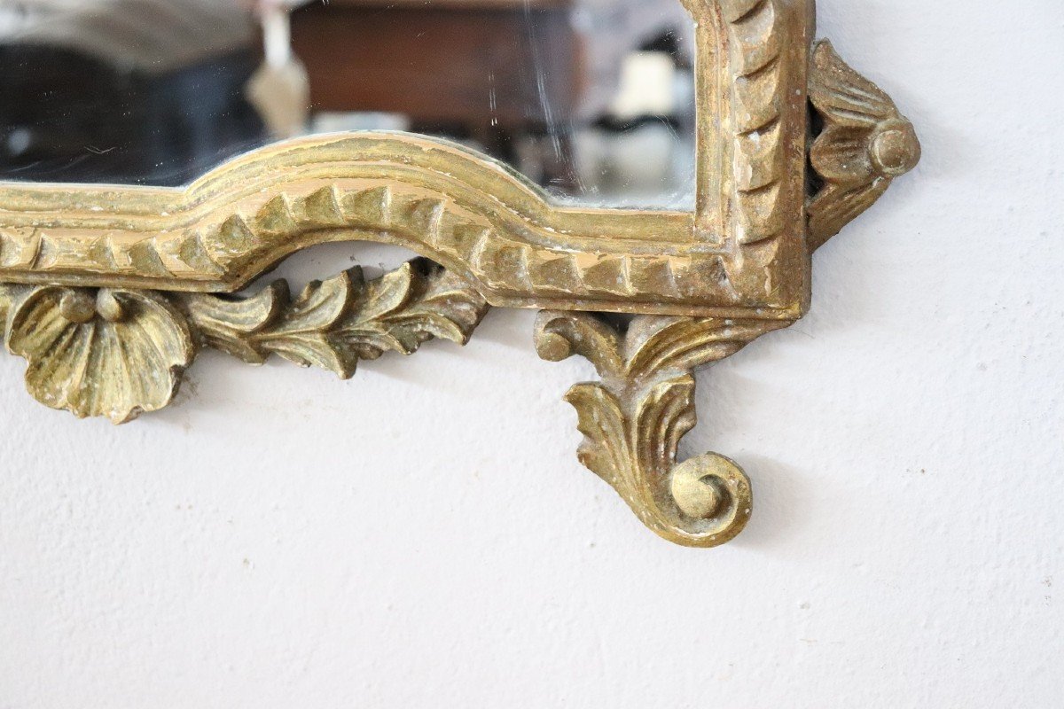 Specchio da parete in legno intagliato e dorato-photo-3