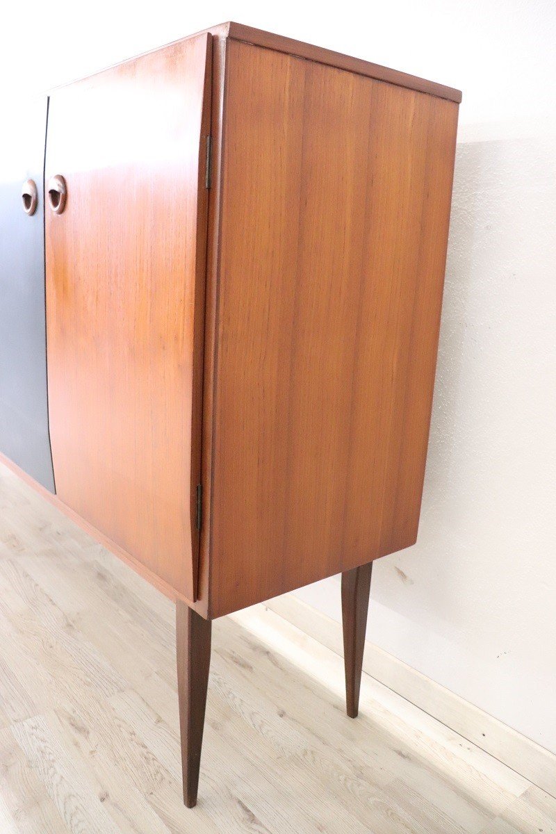 Credenza lunga impiallacciata in teak, anni '60-photo-3