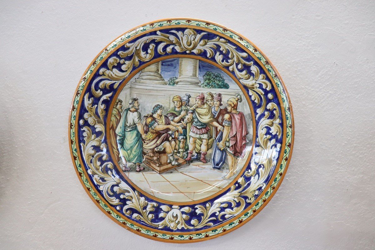 Piatti da parete decorativi in maiolica, fine XIX secolo, set di 2-photo-2