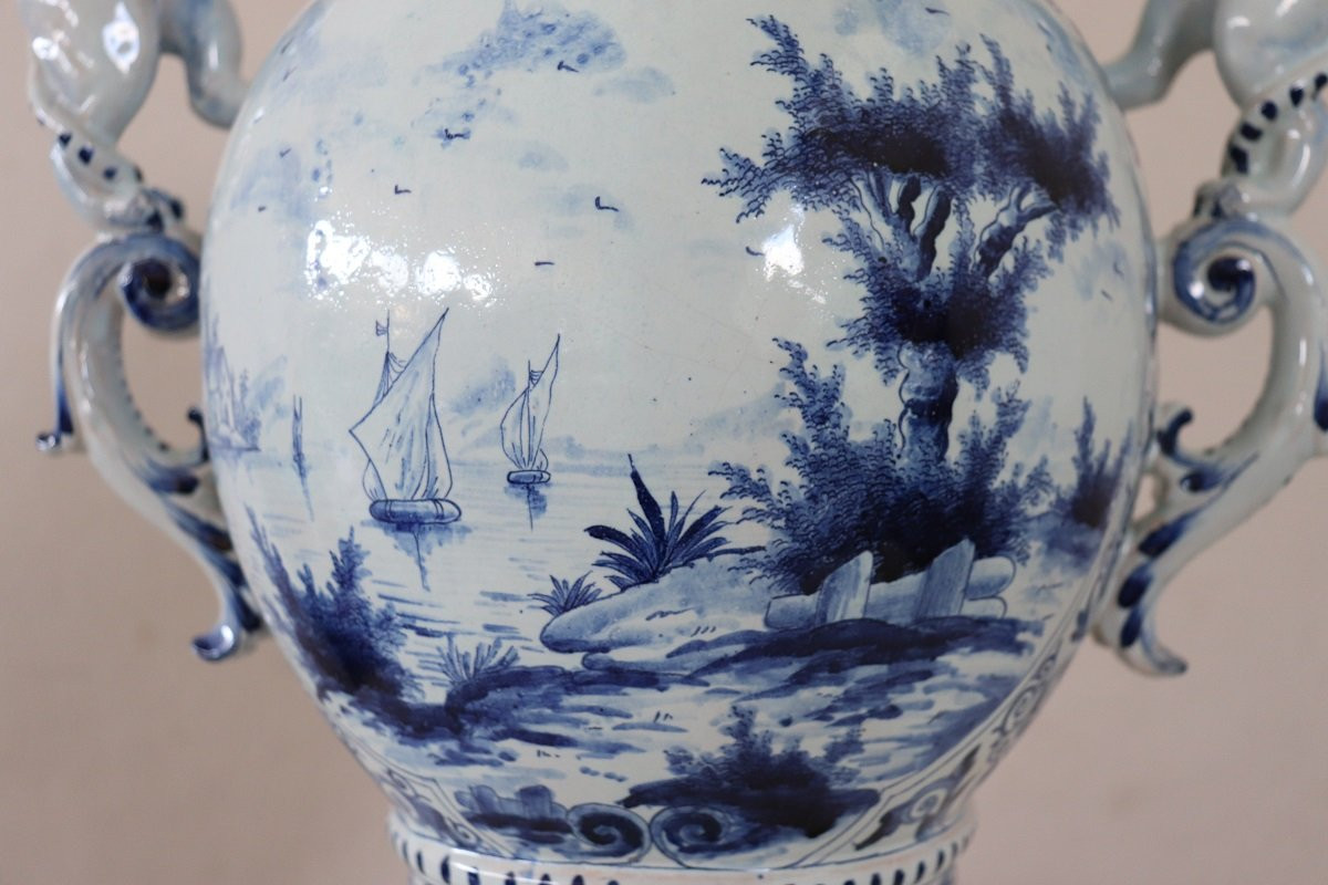 Vaso in maiolica con leoni, XIX secolo-photo-3