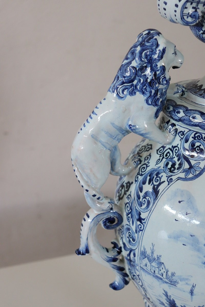 Vaso in maiolica con leoni, XIX secolo-photo-4