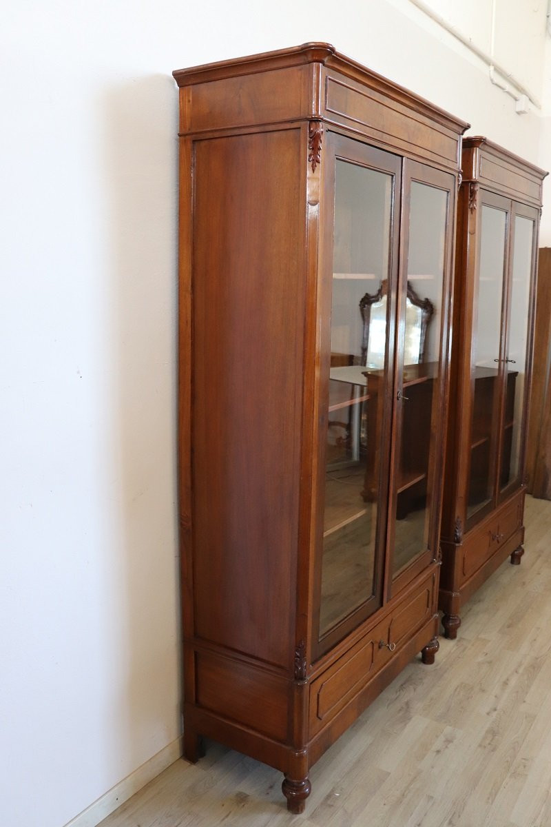 Coppia di librerie antiche in noce restaurate-photo-1