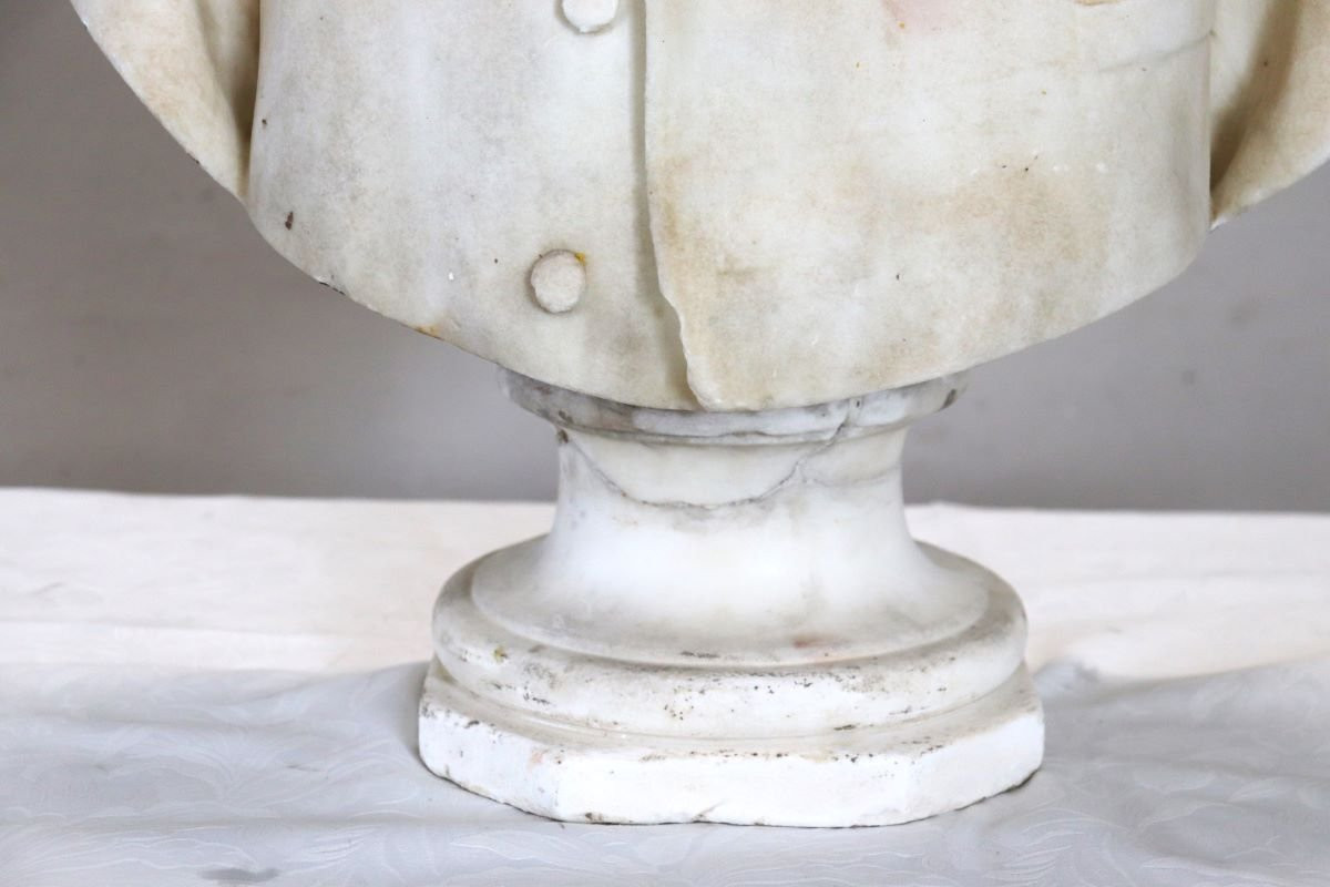 Busto di gentiluomo, XIX secolo, scultura in marmo bianco-photo-4