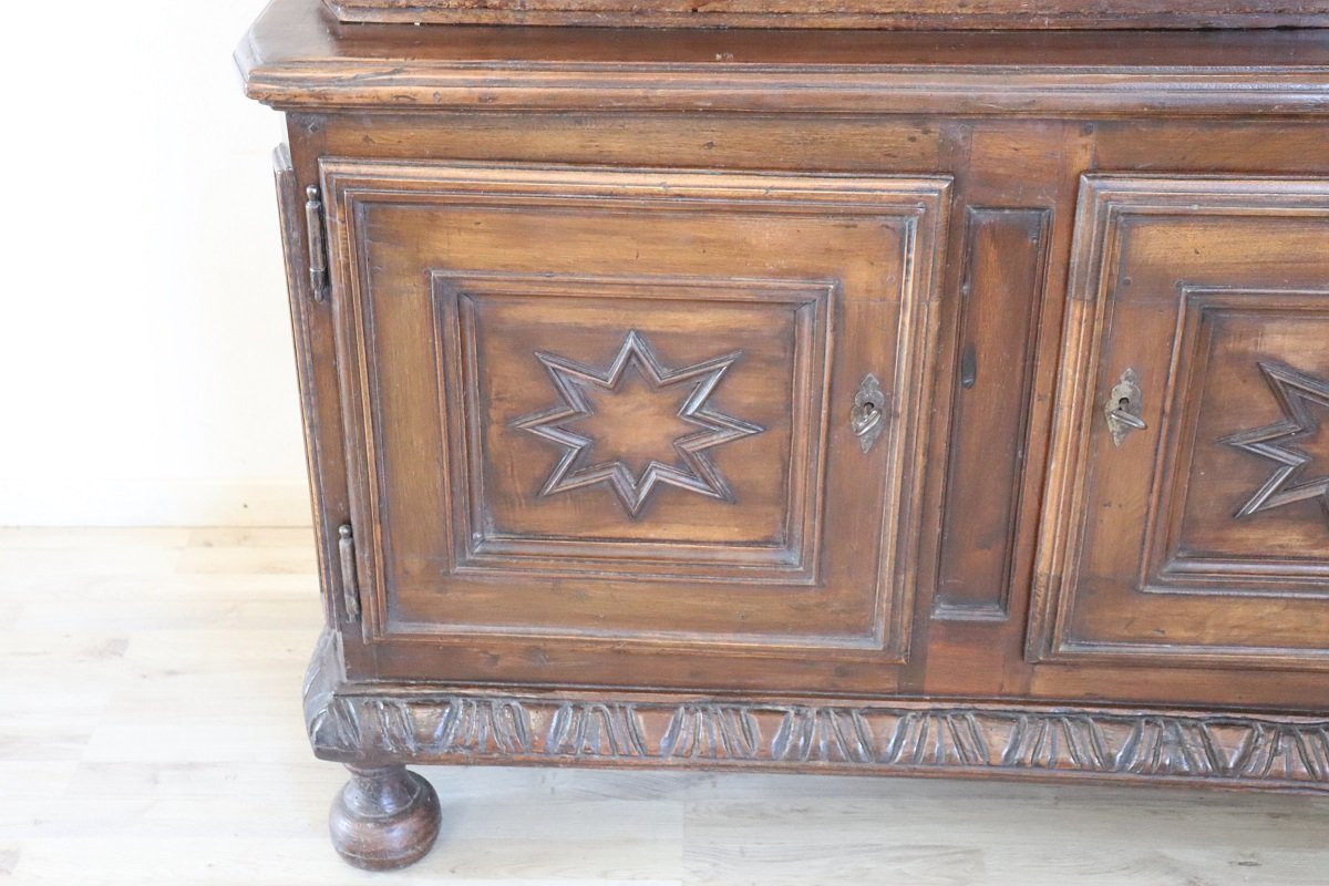Antica credenza secolo XVII-photo-1