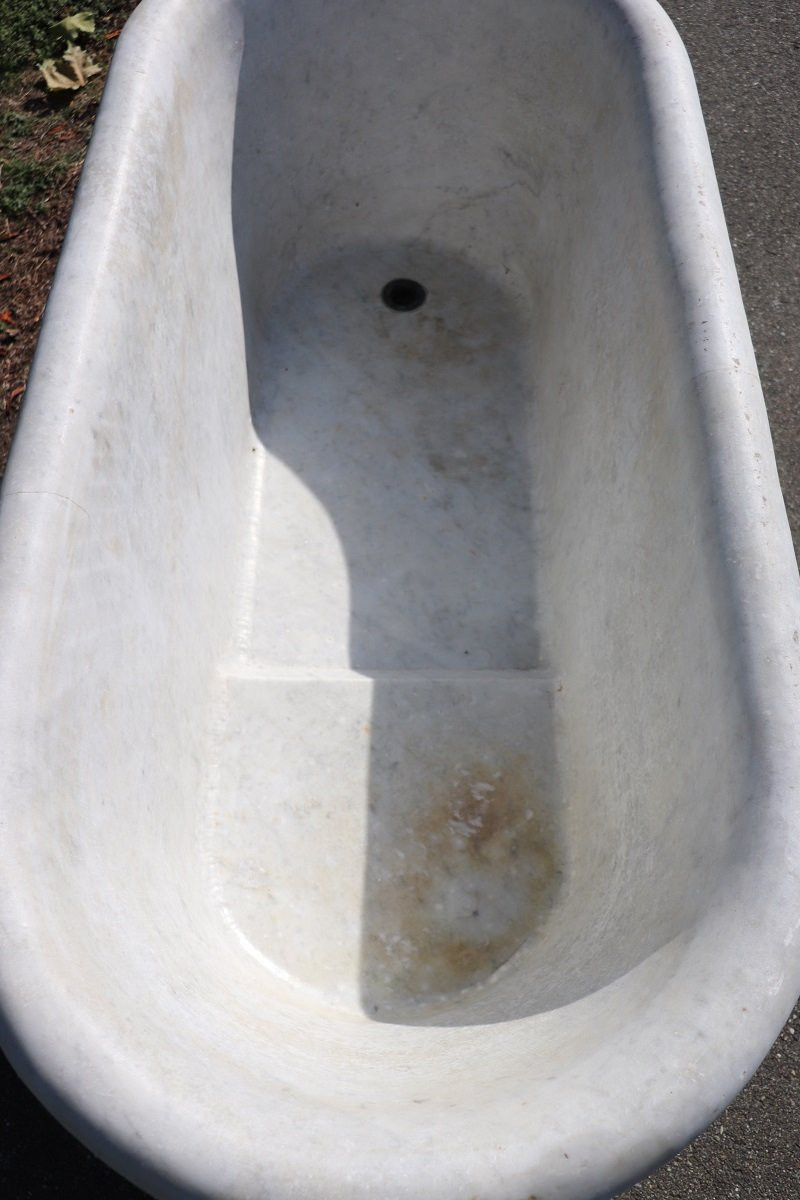 Antica vasca in marmo di Carrara, inizi secolo XIX-photo-1
