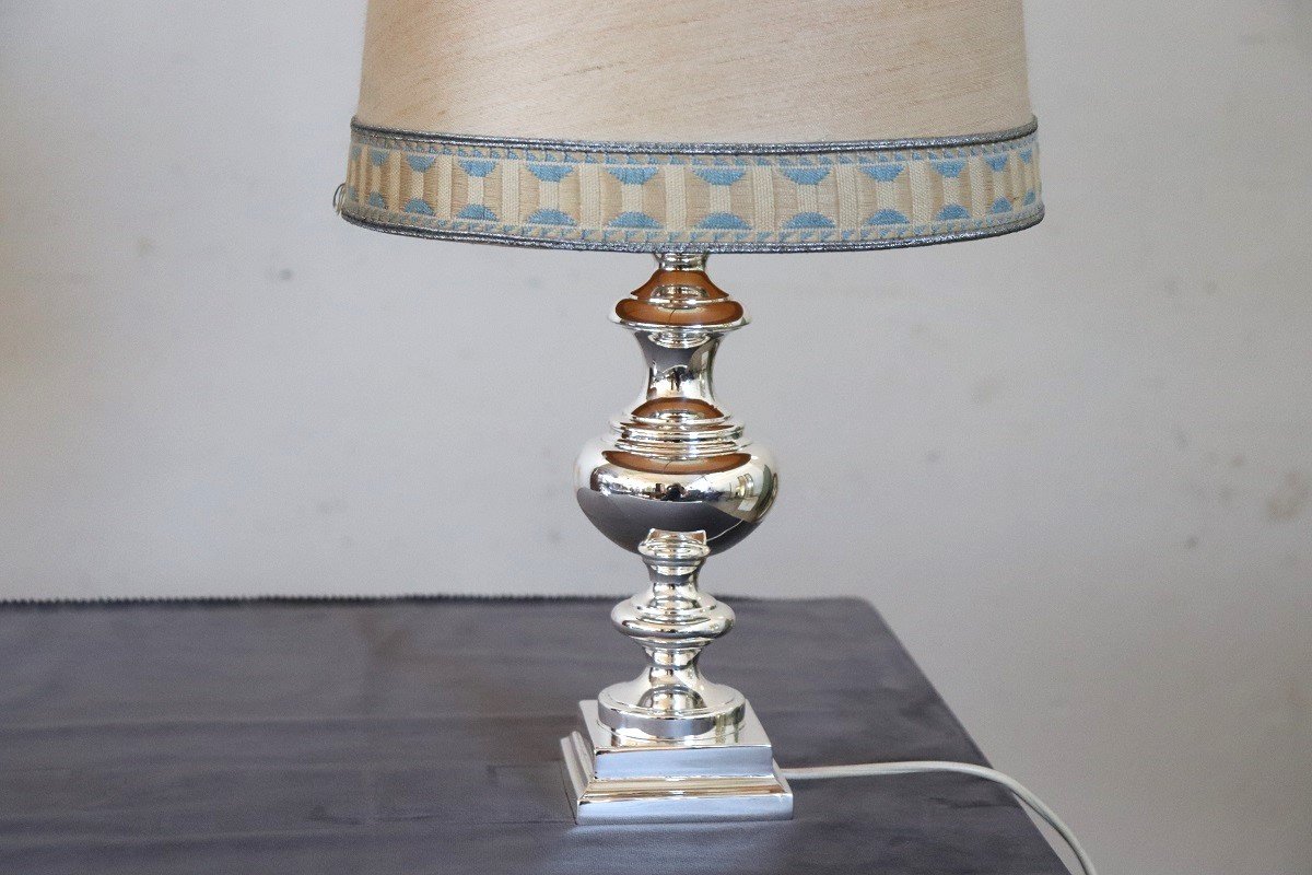 Elegante coppia di lampade da comodino in metallo argentato, Italia anni '70-photo-3