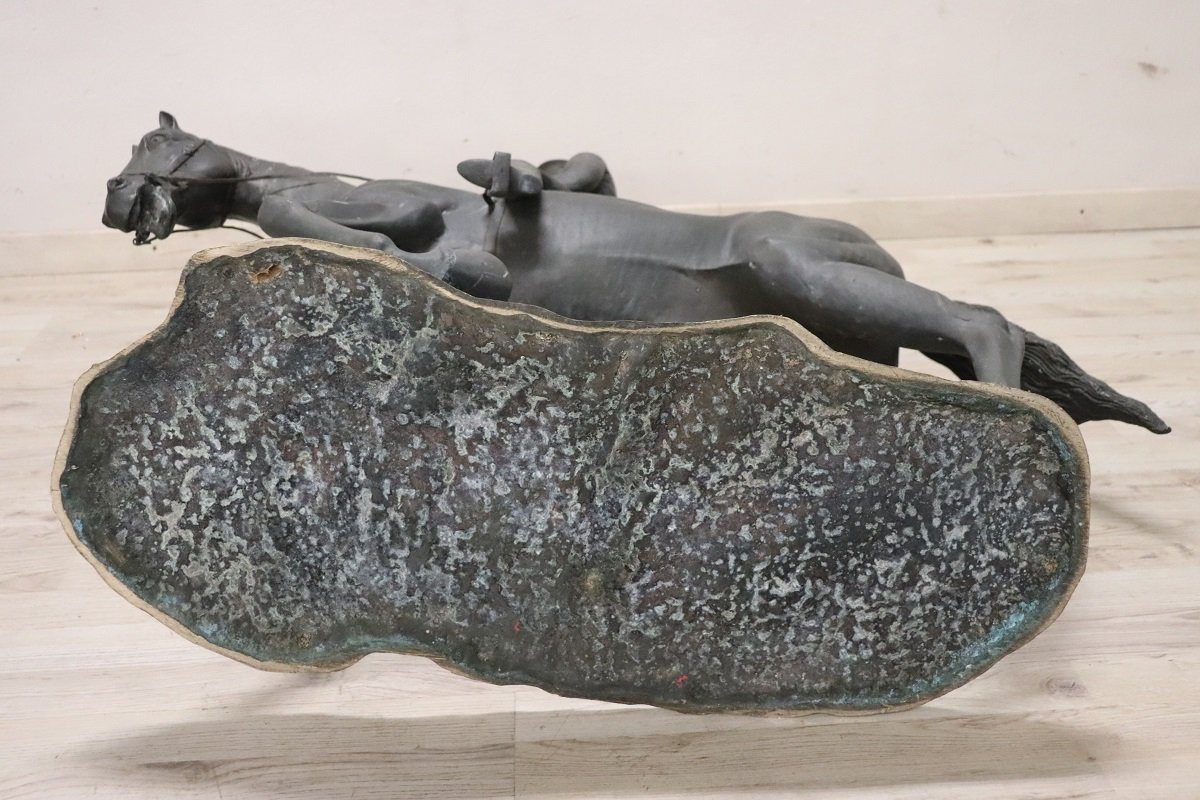 Scultura in bronzo firmata, fantino a cavallo, altezza 103 cm-photo-7