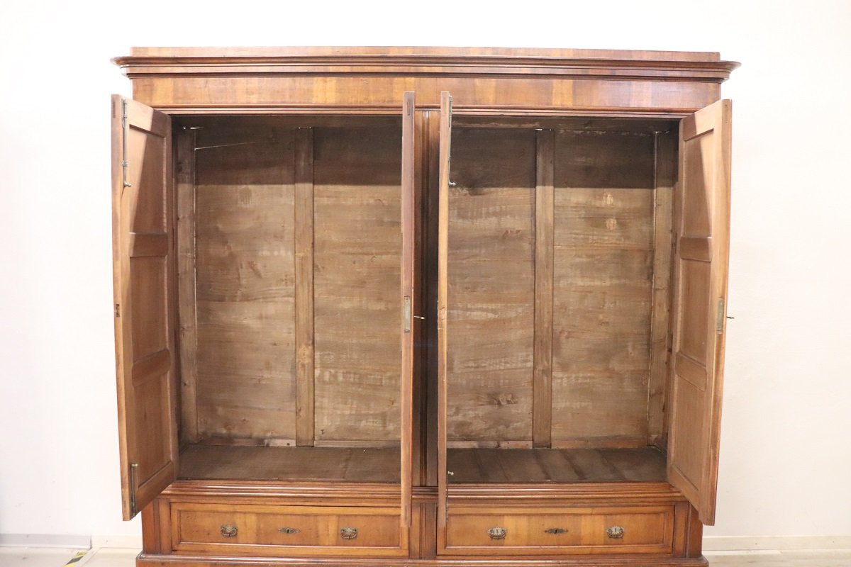 Armadio quattro ante in noce massello, Italia, metà del XIX secolo-photo-2
