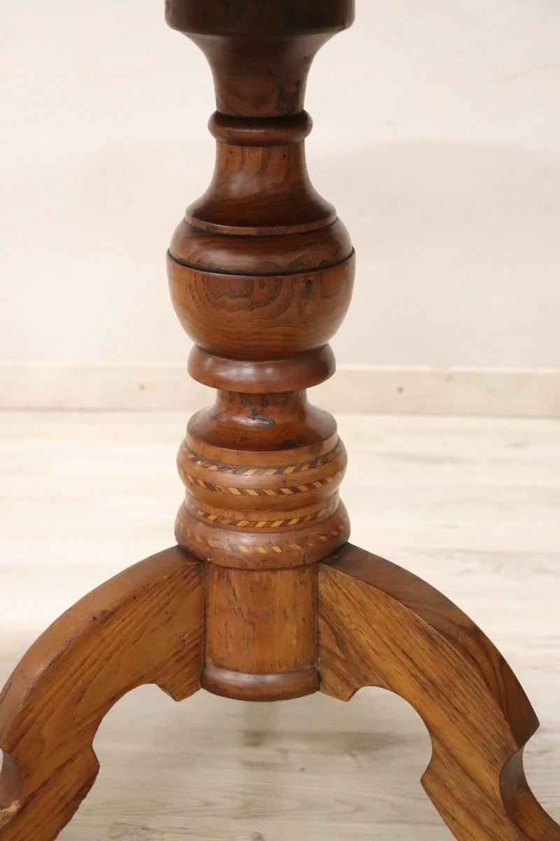 Tavolo rotondo antico in noce intarsiato, Italia, metà del XIX secolo-photo-2