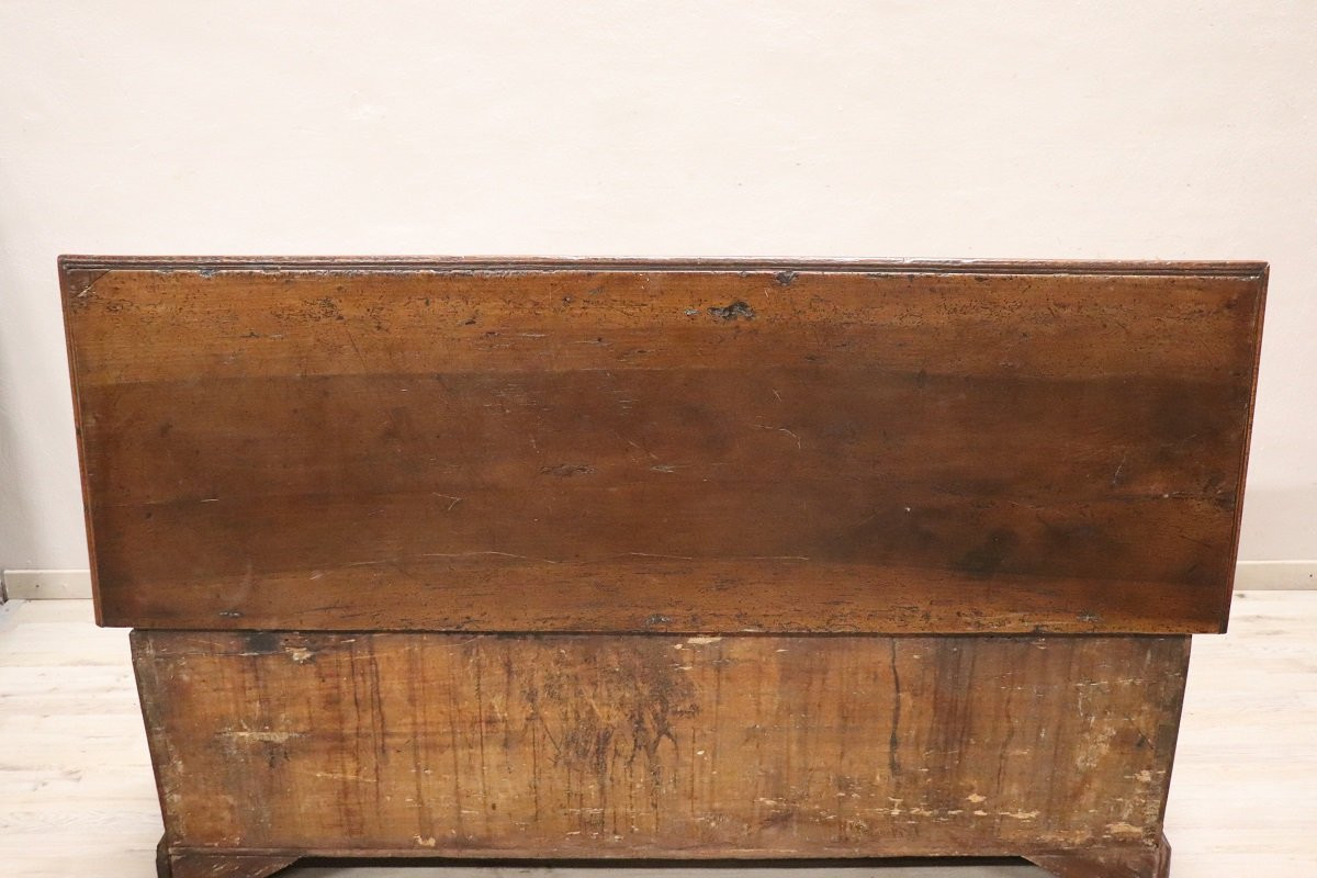 Cassapanca antica in noce massello, Italia XVIII secolo-photo-8