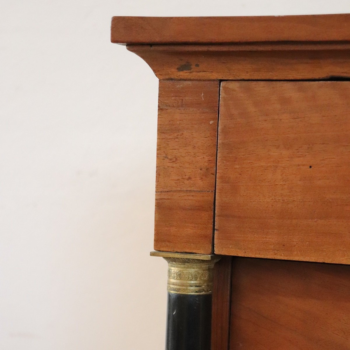 Cassettiera antica in noce massello, Italia, inizio XIX secolo-photo-4