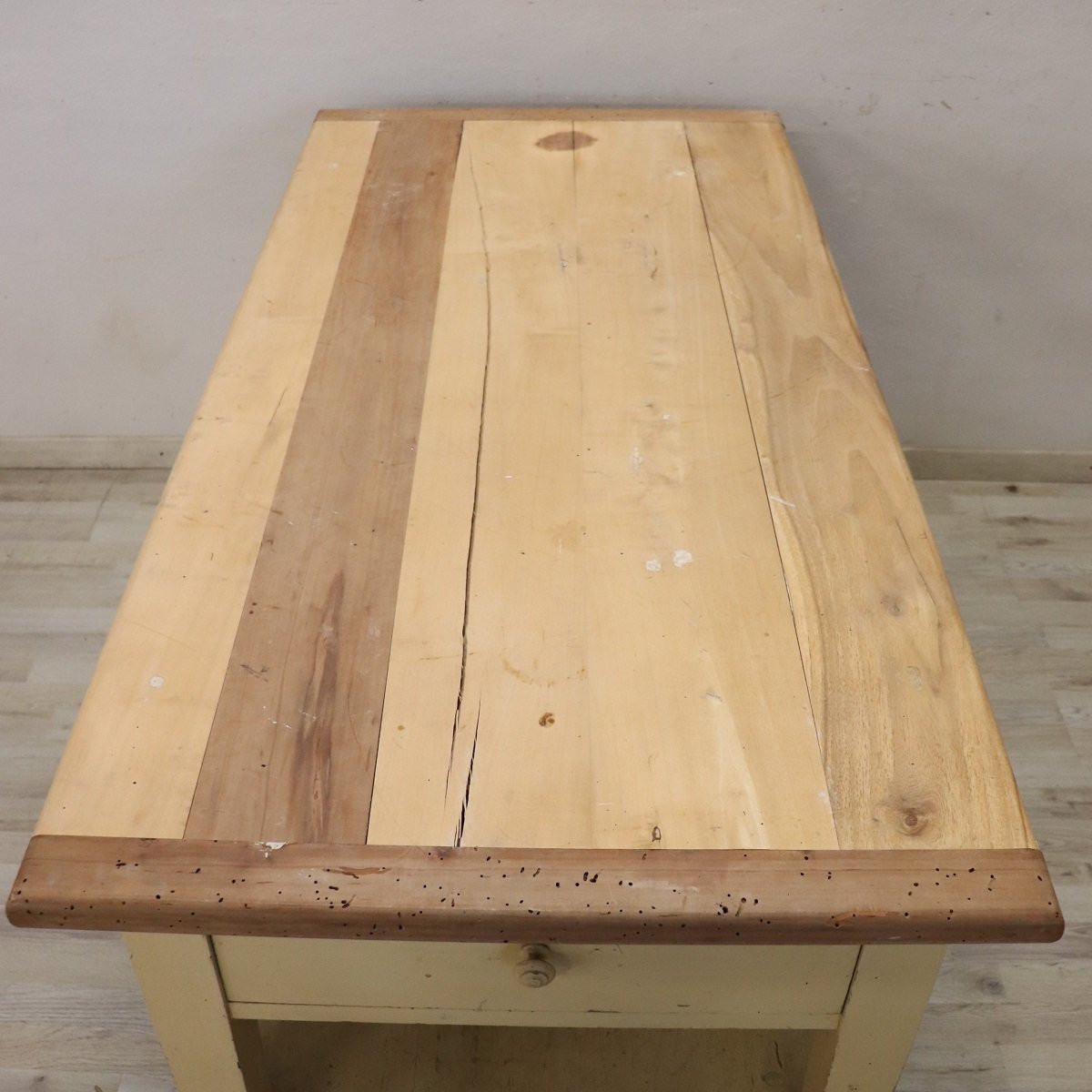 Tavolo da lavoro in legno di pioppo laccato color crema, Italia, fine XIX secolo-photo-2