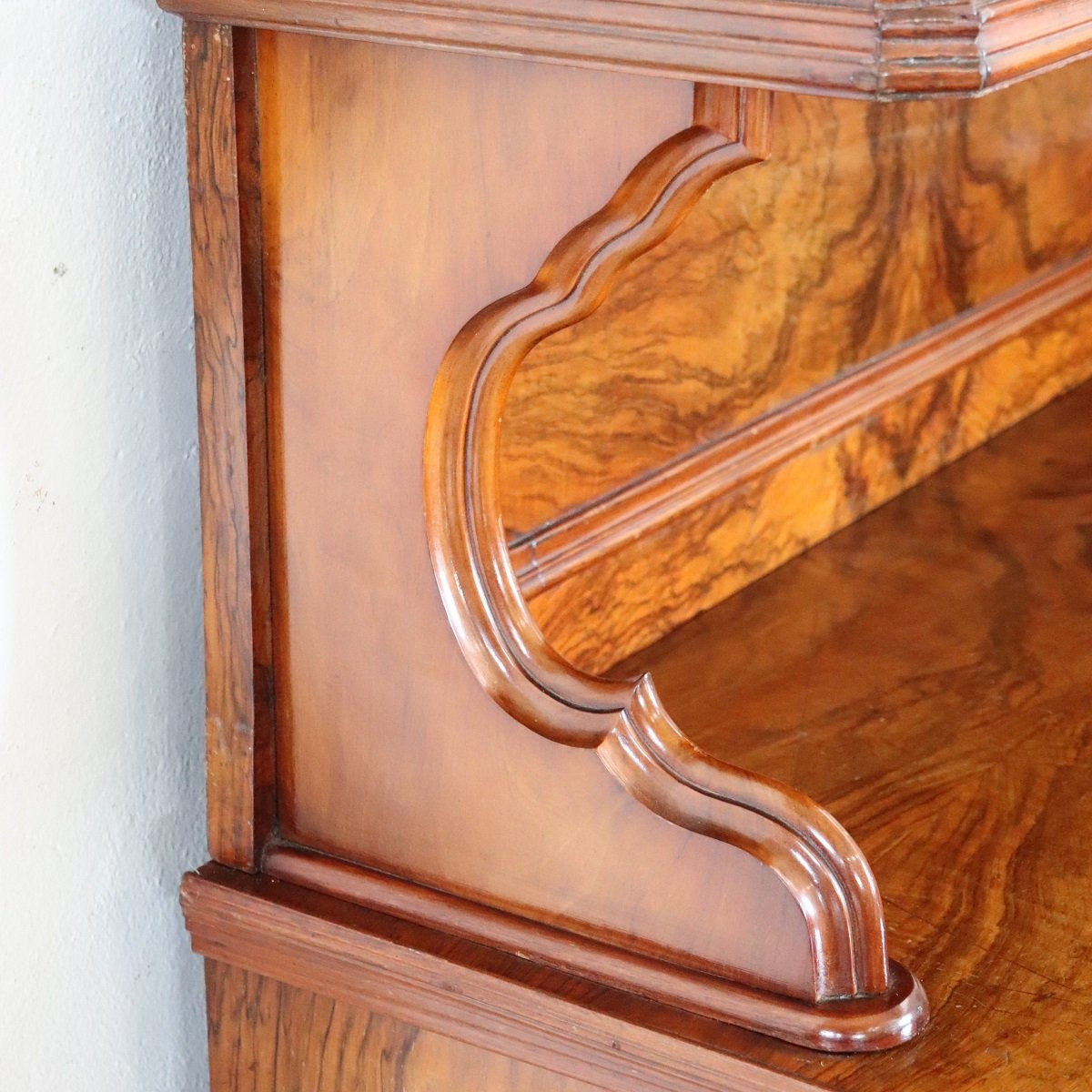 Credenza antica in radica di noce, Italia, metà del XIX secolo-photo-2