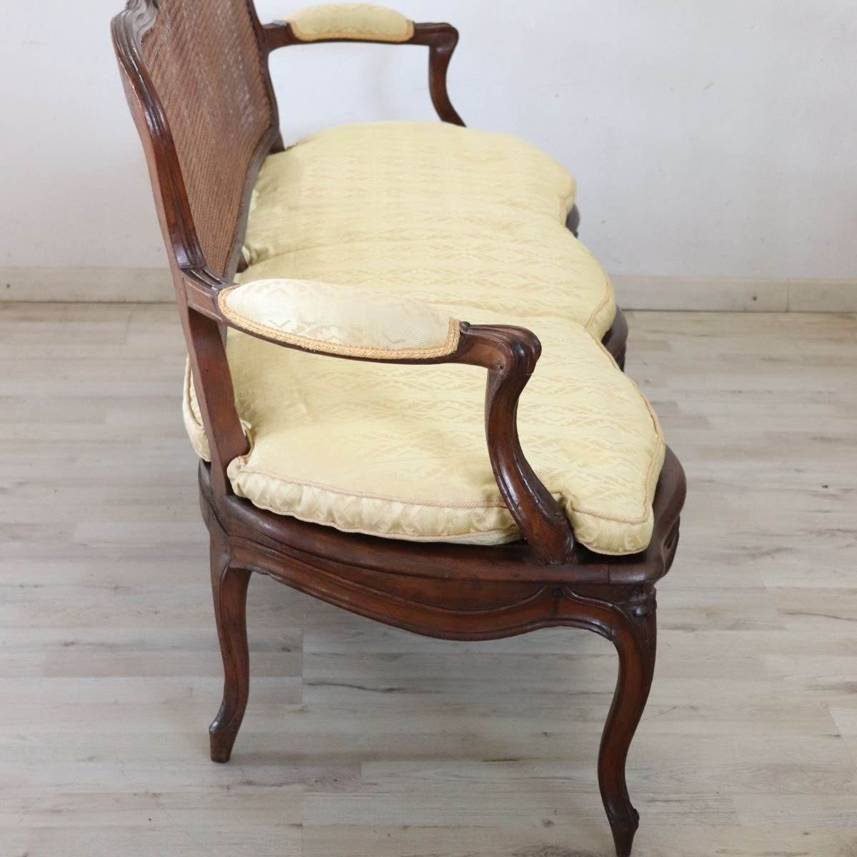 Divano antico in noce e paglia di Vienna, Italia, XVIII secolo-photo-6