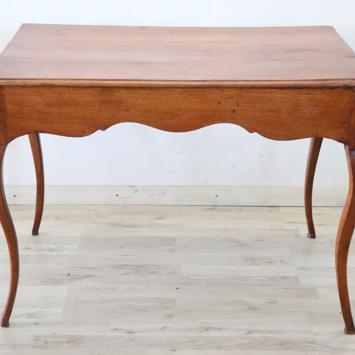 Scrivania antica in legno di noce e ciliegio, Italia, XVIII secolo-photo-6