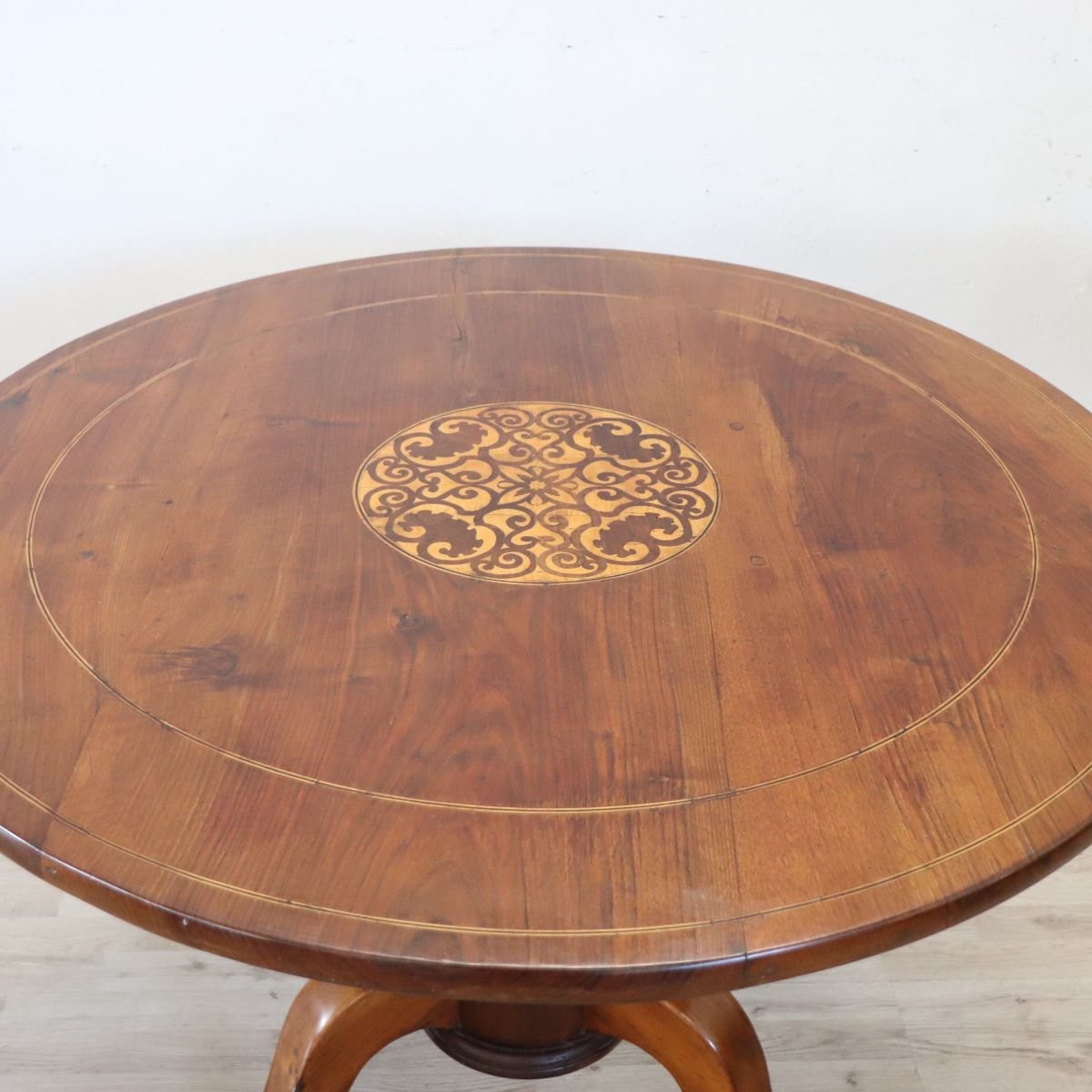 Tavolo antico a vela in noce intarsiato metà secolo XIX-photo-2
