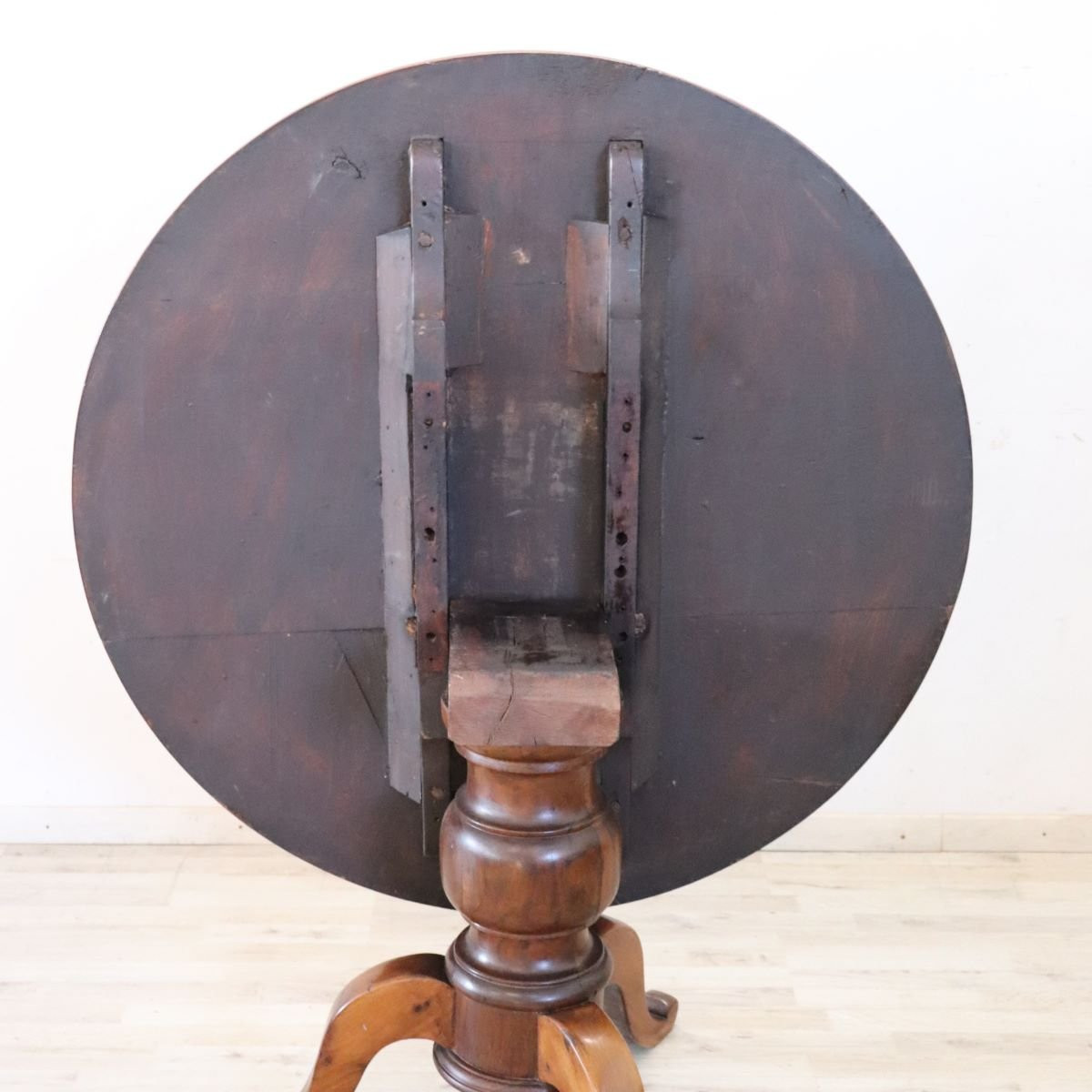 Tavolo antico a vela in noce intarsiato metà secolo XIX-photo-2