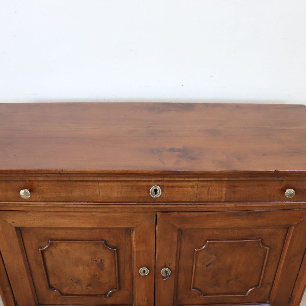Credenza antica in noce, Italia, metà del XIX secolo, restaurata.-photo-3