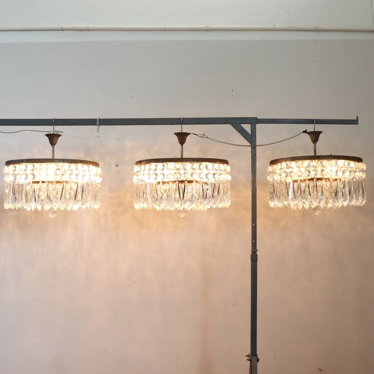 Spettacolari lampadari con grandi gocce di cristallo, Italia, inizio XX secolo-photo-6