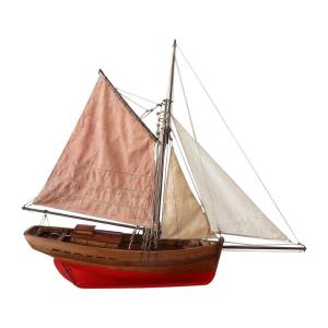 Barca a vela in legno fatta a mano