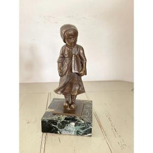 Old Small Bronze Sculpture Statue From Showcase: The Schoolgirl. Beginning Of The 20th Century
