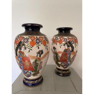 Pair Of Old Satsuma Earthenware Vases Well Decorated Beginning Of The 20th Century Japan Chinoiserie