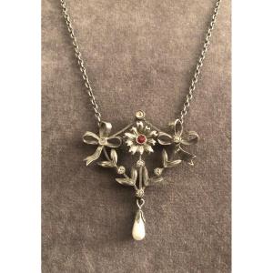Art Nouveau Silver Pendant