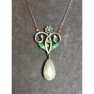 Art Nouveau Silver Pendant 