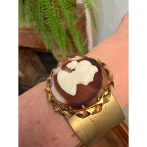 Cameo Bracelet