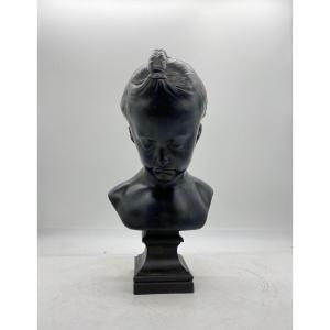 Bronze Sculpture Of A Lady – France, 20th Century