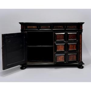 Sumptuous Flemish-style Cabinet Shelf - C. 1900