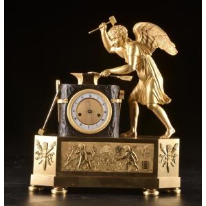 Empire Clock In Gilt And Patinated Bronze, “eros Forging An Arrow”, Ca. 1820