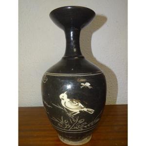 Ji Zhou Yao Carved Vase From The 10th Song Dynasty