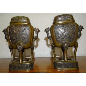 Pair Of Bronze Perfume Burner Or Covered Pot, China, 19th Century