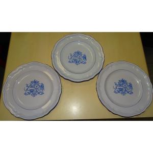 Emile Gallé, Suite Of 3 Earthenware Dishes With Coat Of Arms, 32.5 Cm