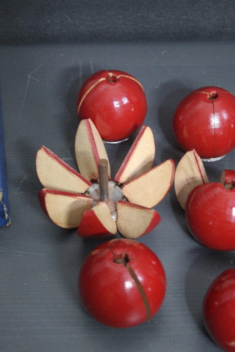 Set didattico di “Breukenappels” (Mele delle frazioni) – Critas, Doorn, ca. 1920-photo-1