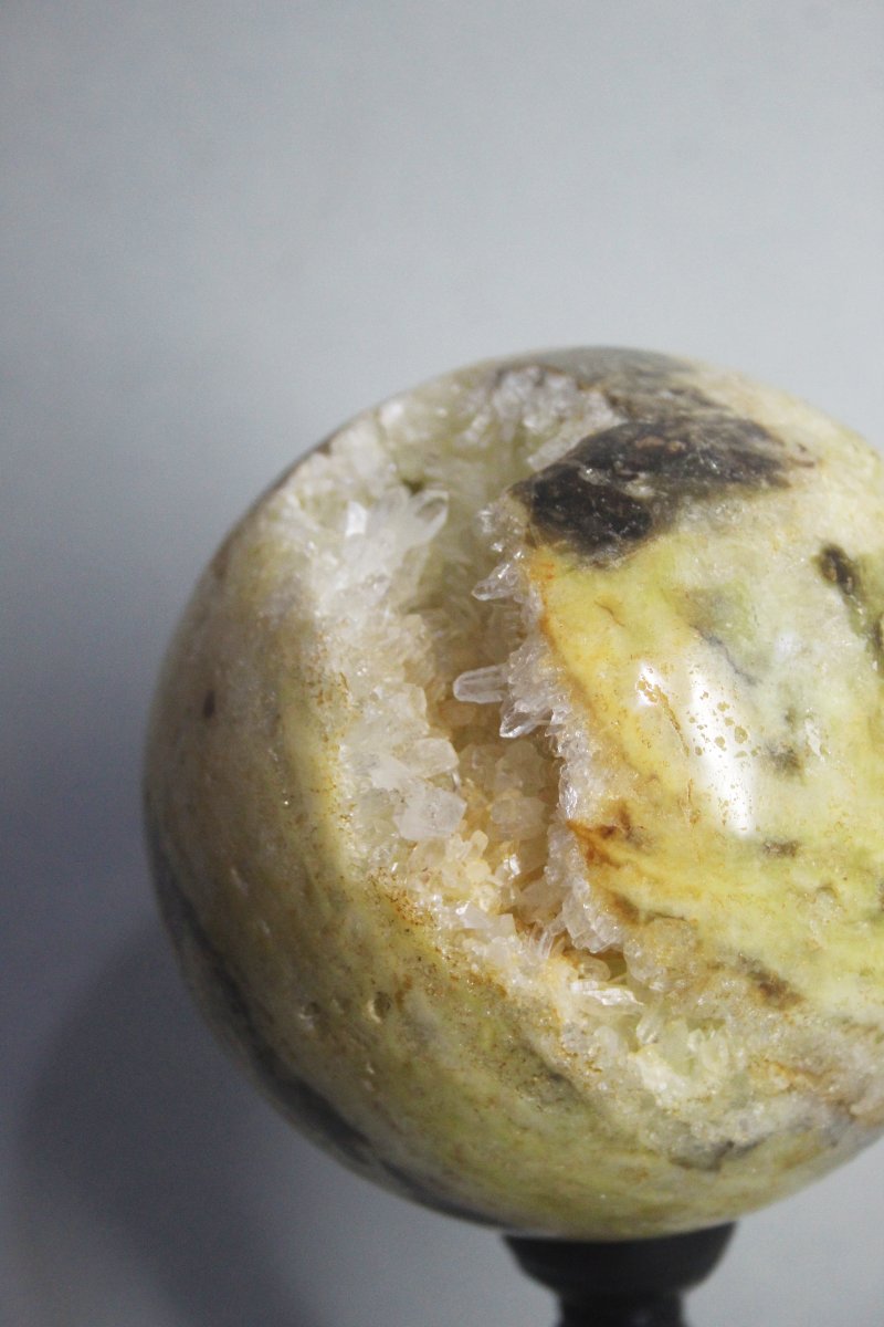 Sfera di quarzo su supporto personalizzato-photo-2