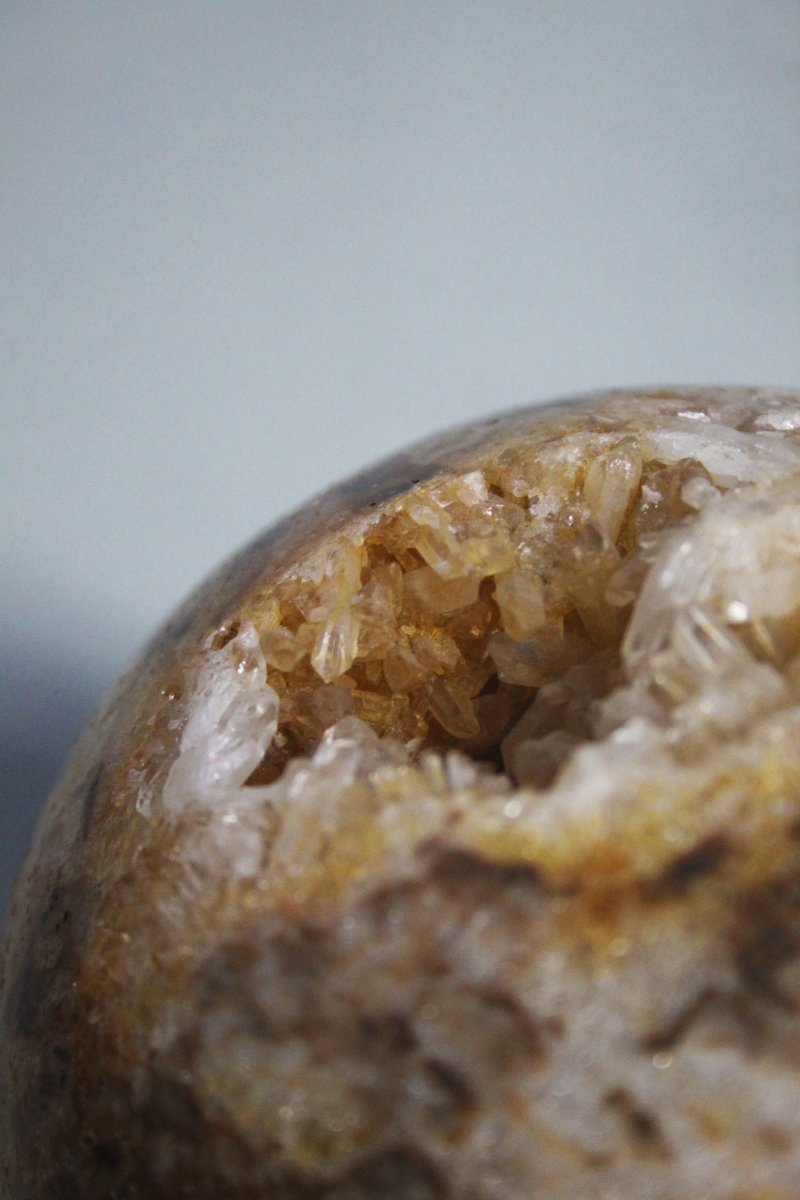 Sfera di quarzo su base personalizzata-photo-4