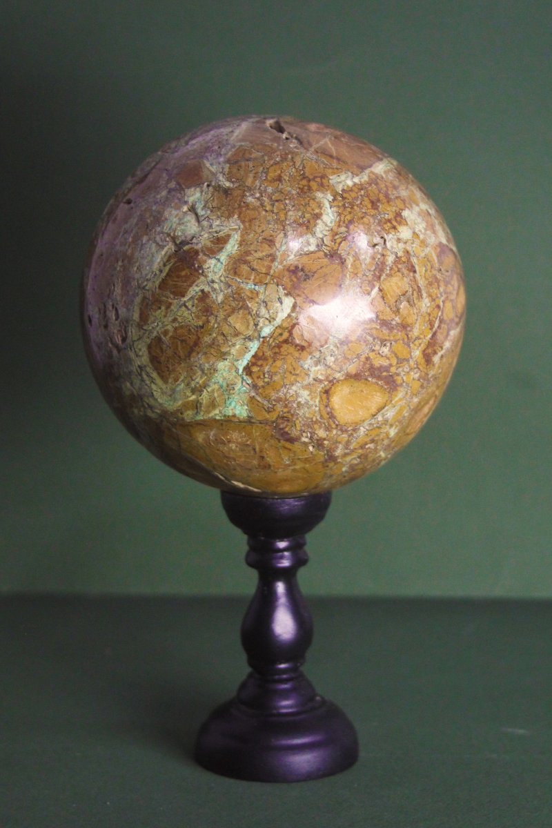 Sfera di Smithsonite verde su base personalizzata
