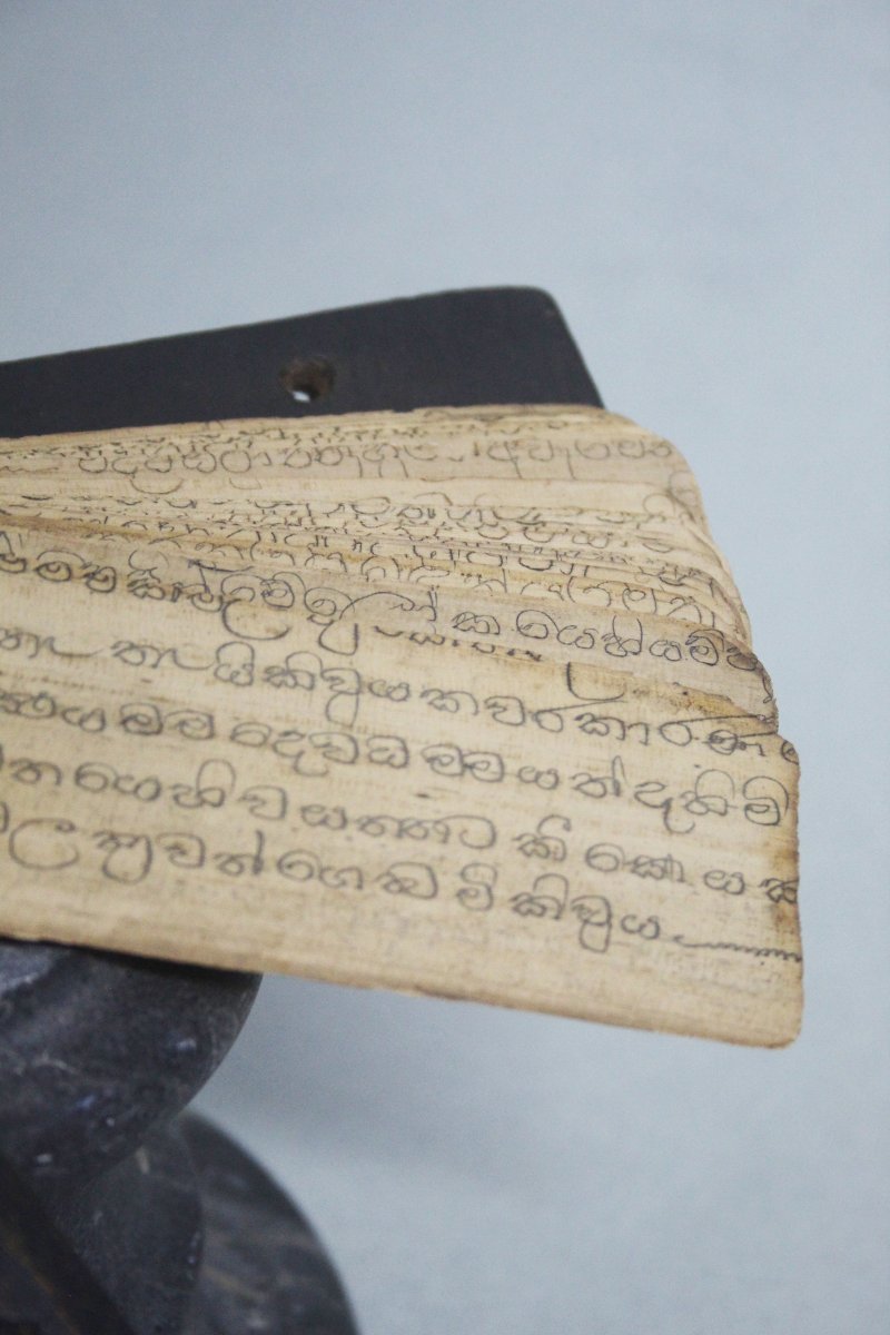 Puskola Poth – Antico manoscritto su foglie di palma, Sri Lanka-photo-2