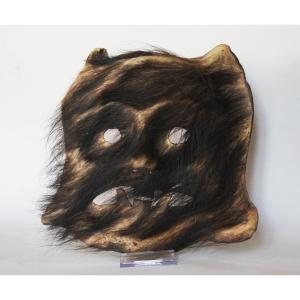 Maschera sciamanica Tamang, dal Nepal, in pelle di yak.