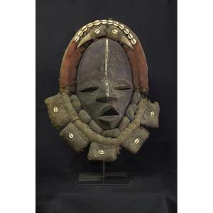 Maschera africana della tribù Dan, certificato di datazione del legno