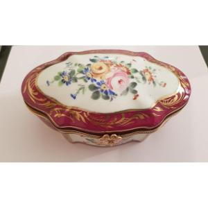 Porcelain Candy Box 