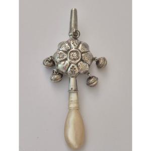 Silver Mother-of-pearl Whistling Rattle