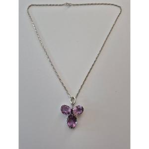 Silver Necklace -amethysts